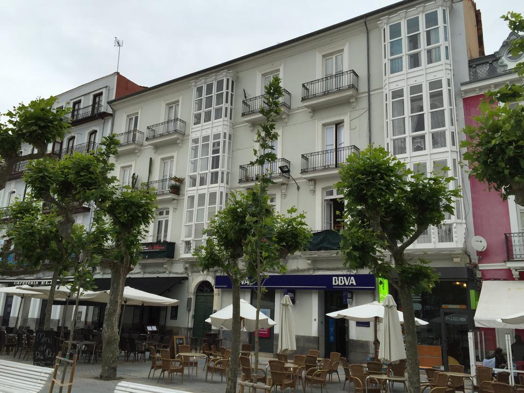 Albergue De Peregrinos La Bilbaina Santoña Eksteriør billede